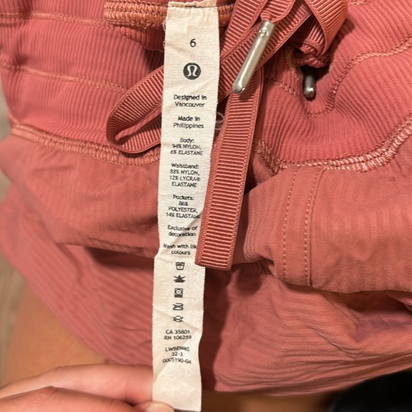 Lululemon dance studio pant - Picture 3 of 3